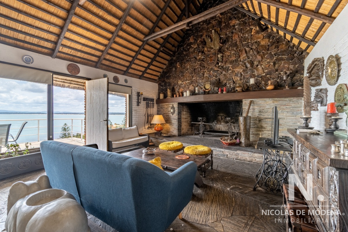 Lomo de la Ballena - GoPunta - Portal Inmobiliario de Punta del Este - Maldonado
