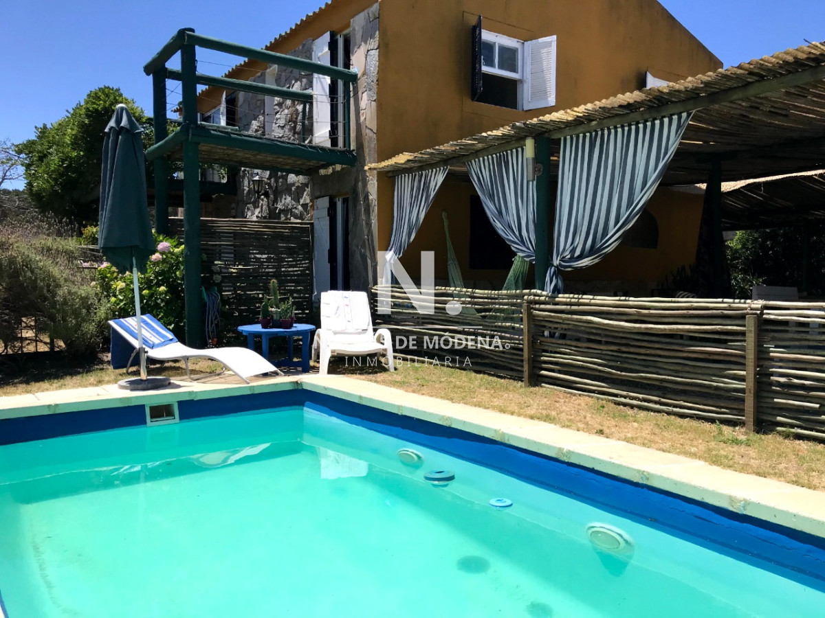 Casa en Venta de 4 dormitorios en Manantiales , Maldonado - GoPunta - Portal Inmobiliario de Punta del Este - Maldonado