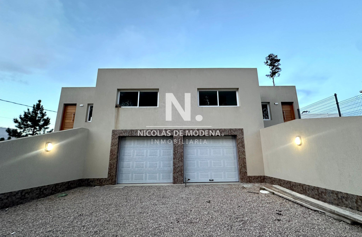 Altos de la Laguna - GoPunta - Portal Inmobiliario de Punta del Este - Maldonado