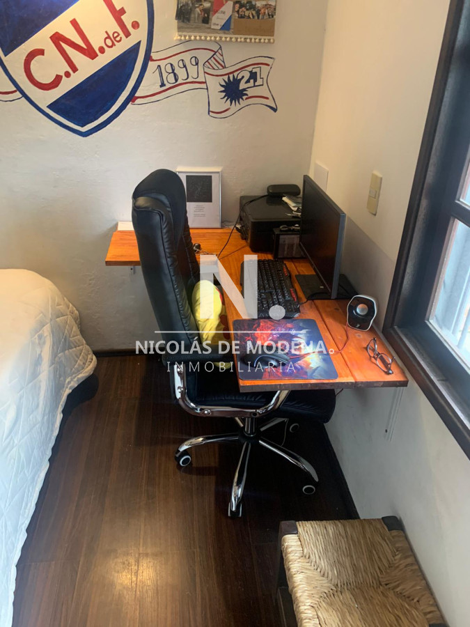 Nicolas d Modena Vende