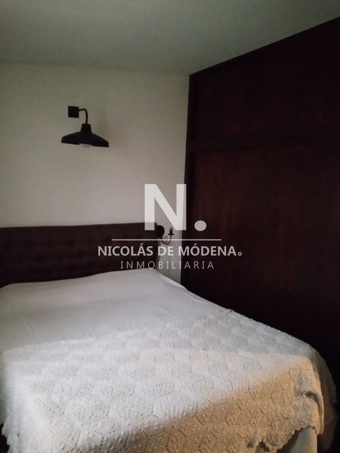 Nicolas d Modena Vende