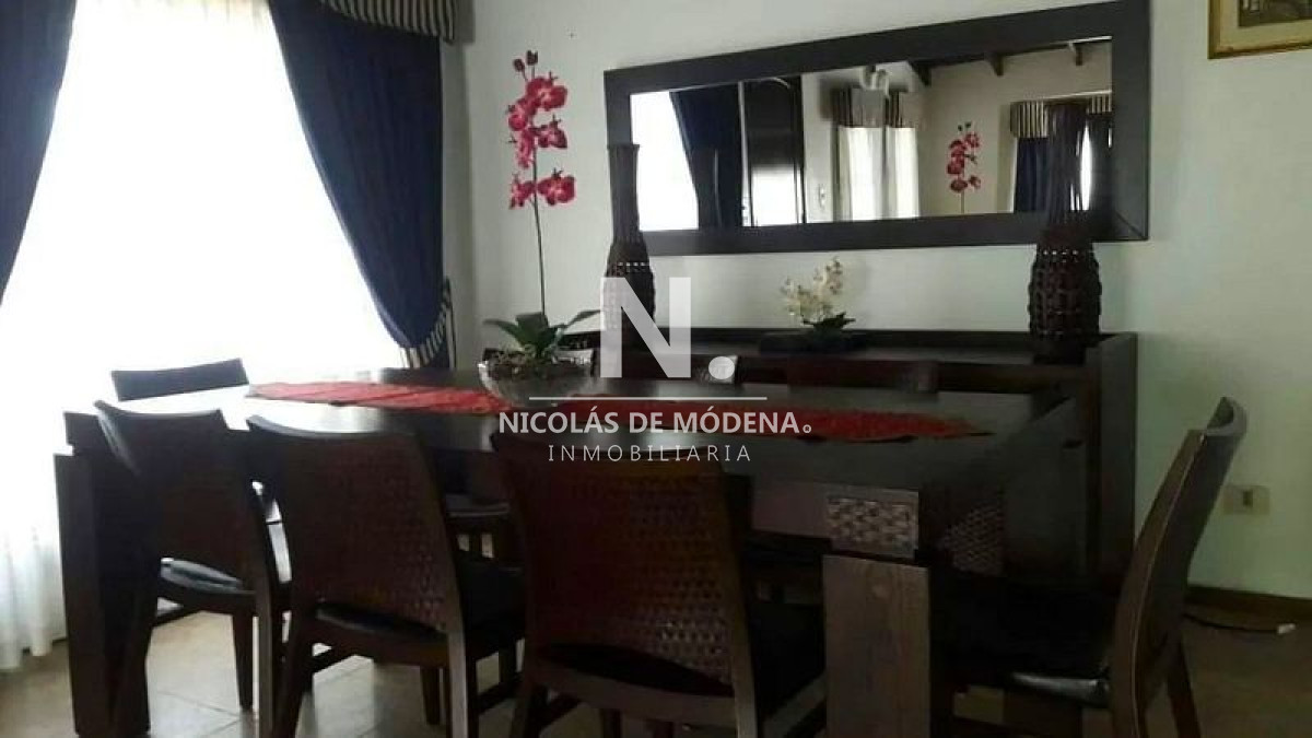 Hermosa casa con piscina!! - GoPunta - Portal Inmobiliario de Punta del Este - Maldonado