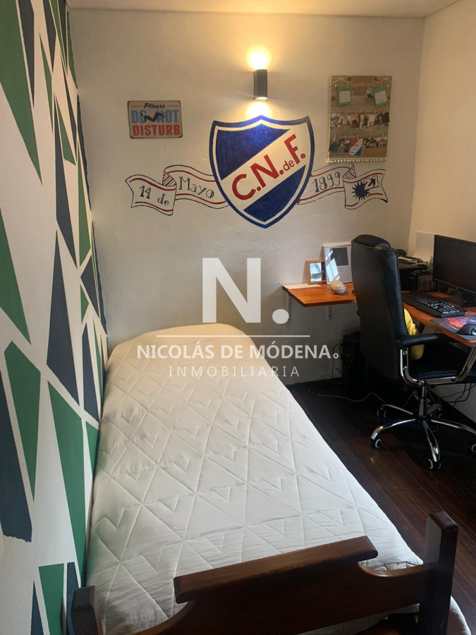 Nicolas d Modena Vende