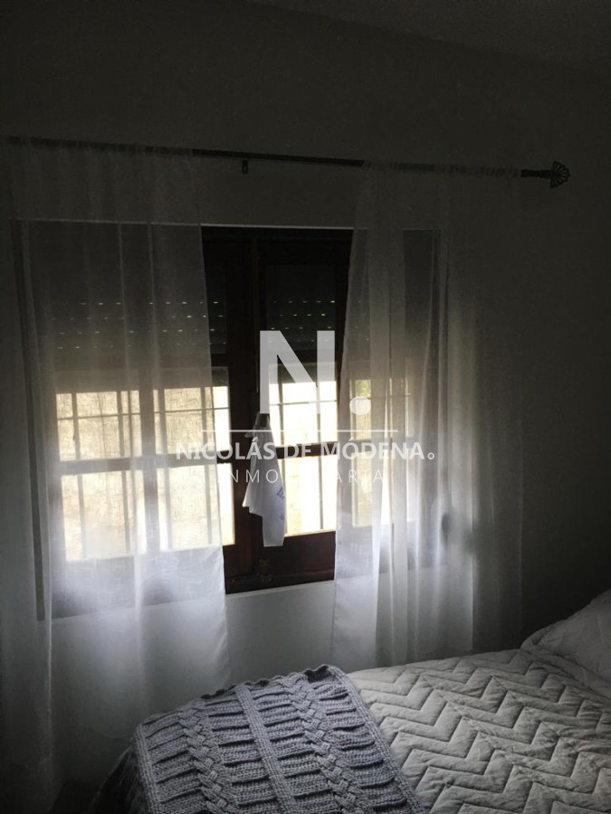 Nicolas d Modena Vende