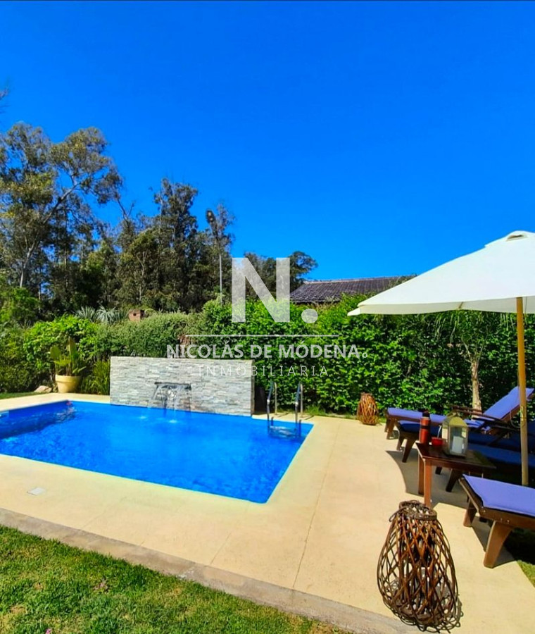Hermosa casa con piscina!! - GoPunta - Portal Inmobiliario de Punta del Este - Maldonado