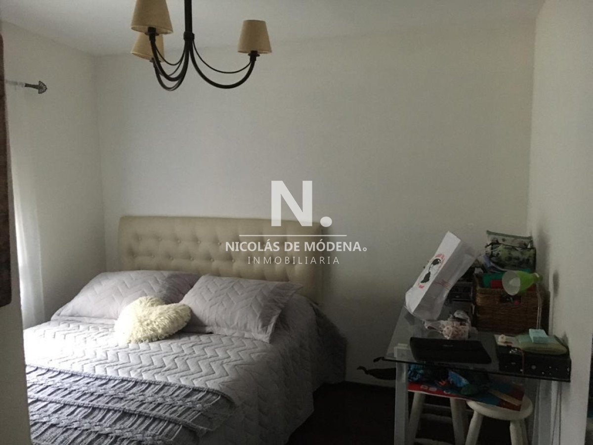 Nicolas d Modena Vende