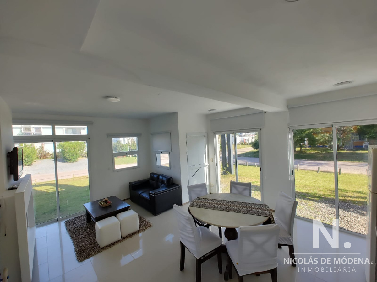 Casa en Manantiales, - GoPunta - Portal Inmobiliario de Punta del Este - Maldonado
