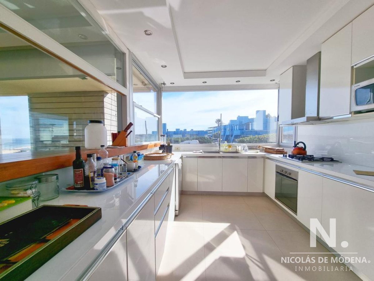 Bikini - GoPunta - Portal Inmobiliario de Punta del Este - Maldonado