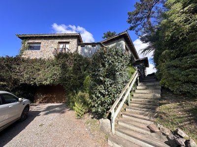 Casa de 3 dormitorios con piscina en Marly , Punta del Este