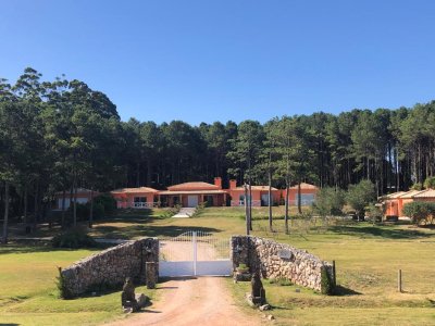 CASA CON ESTILO Y DISEÑO