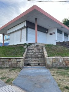 Vende casa en Mansa - Punta del Este con 3 dormitorios.