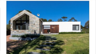 Casa en la Mansa, Punta del Este 4 domitorios y 3 suites