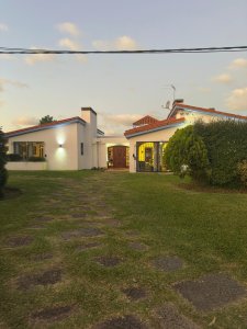 Exclusiva casa en Solymar . Ciudad de la Costa