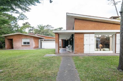 En venta casa en San Rafel de 4 dormitorios. 