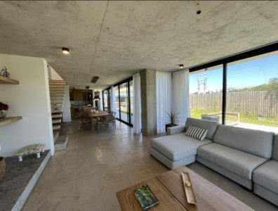 En venta casa en Jose Ignacio de 3 dormitorios.