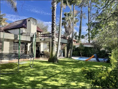 Vende casa en playa mansa, Punta del Este