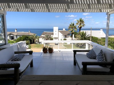 Tranquilidad con vista al mar, en Casa esquina 5