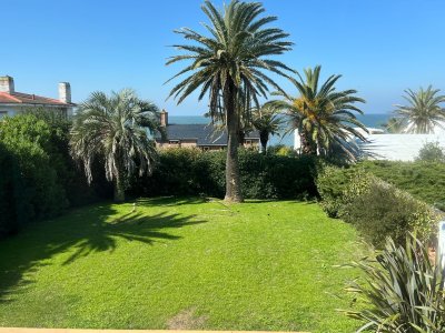 Chalet en Península en venta, de 4 dormitorios.