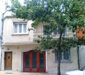 Venta en exclusiva gran casa centro, excelente ubicación, con renta.