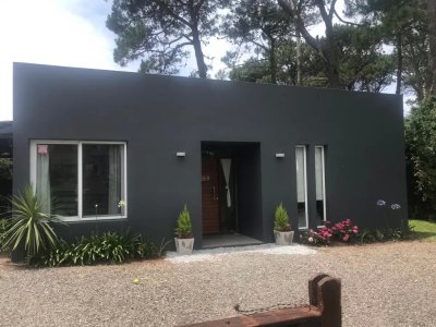 Excelente casa de 2 dormitorios en venta