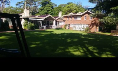 Excelente Casa Esquina A 2 Cuadras De La Playa Mansa