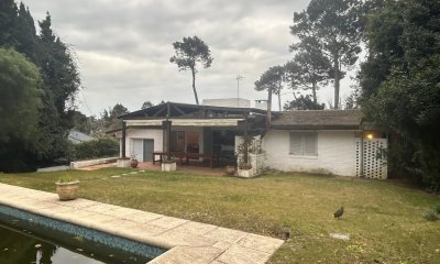 Casa en Venta de 4 dormitorios en Jardines de Córdoba , Punta del este