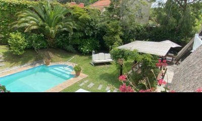 Casa de 4 dormitorios en venta a 300 mts del mar, Punta del Este