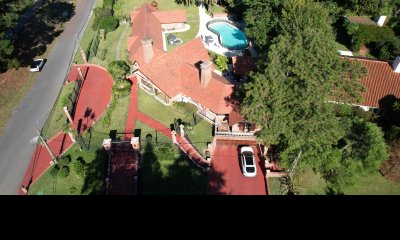 Reservada , Hermosa casa a la venta zona Lugano