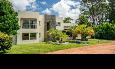 Casa en Barrio Privado Boulevard Park- Punta del este
