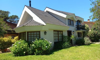 Casa en Pinares - Punta del Este