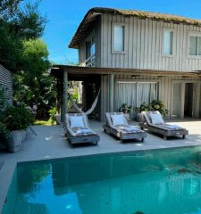Vende casa en Pinar del Faro, Jose Ignacio de 6 dormitorios en suite.