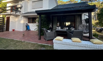 Casa en Lugano - Punta del Este de 4 dormitorios en venta.
