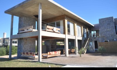 Casa en Village del Faro de 5 dormitorios en venta.
