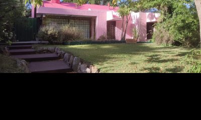 En venta  Casa en Mansa - Punta del Este de 4 dormitorios.