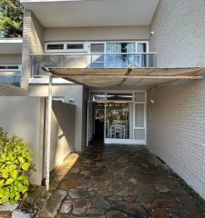 En venta casa de 2 dormitorios Duplex, en San Rafael.