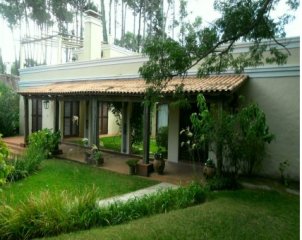 Casa 4 dormitorios en Pinares.