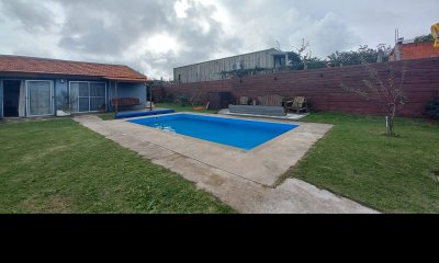 Vende casa de 3 dormitorios, en excelente estado, Pinares, Punta del Este
