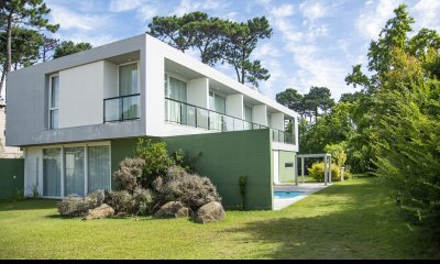 Casa en barrio privado Boulevard Park, Playa Mansa Punta del este
