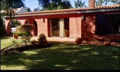 Casa de 4 dormitorios en Pinares - Punta del Este