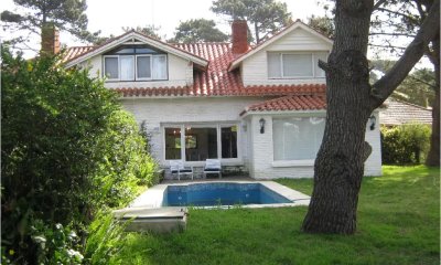 Casa  de 3 dormitorios en Venta en San Rafael, Punta Del Este