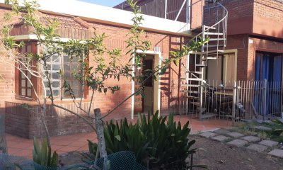 Casa en Maldonado: 4 Dormitorios, 3 Baños.