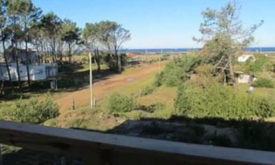 Amplia casa de 3 dormitorios en Balneario Buenos Aires