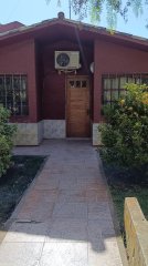 Vende casa en Piriapolis de 4 dormitorios, excelente ubicación.