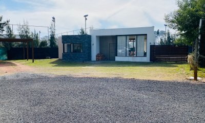 Casa en venta en barrio privado.