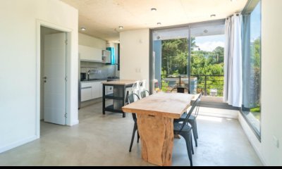 Venta de hermosa casa duplex de 3 dormitorios en Pinares.