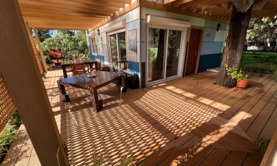 Casa en venta de 5 dormitorios con jardín  en Burnett- Punta del este