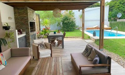 Casa en Venta en Excelente estado. Con 4 dormitorios totales. Piscina climatizada. Pinares cerca del mar, Punta del Este.