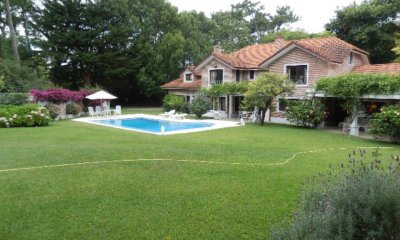 Hermosa casa en venta en el Golf.