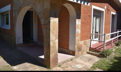 Hermosa Casa en venta en zona de la Península.