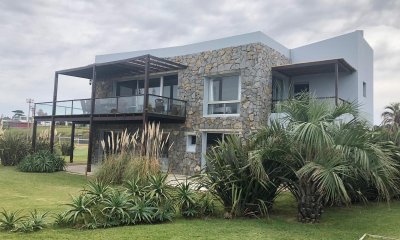 Casa en Manantiales, Manantiales